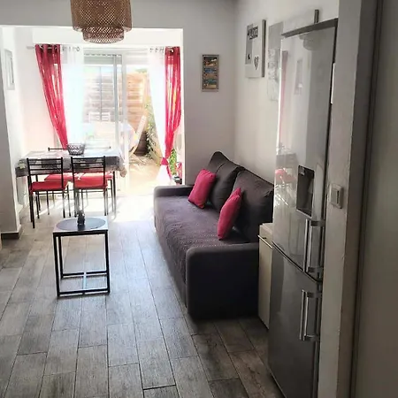 Apartment Ste83 Le Lagon Bleu - Flore 04 - Rez De Jardin Avec Terrain Privatif - Tennis - Piscine Pour 4 Personnes